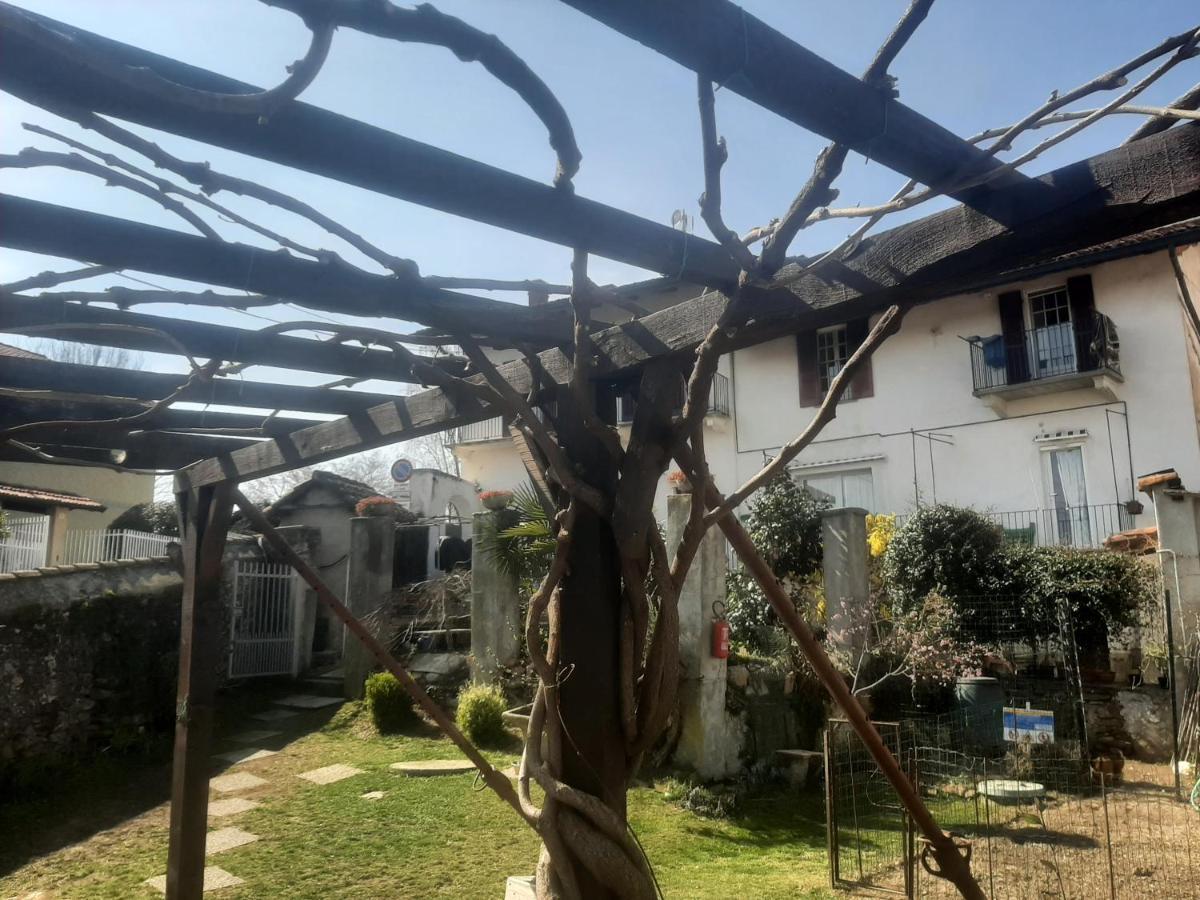 Hotel La Casa Di Pietro Cerrione Exterior foto