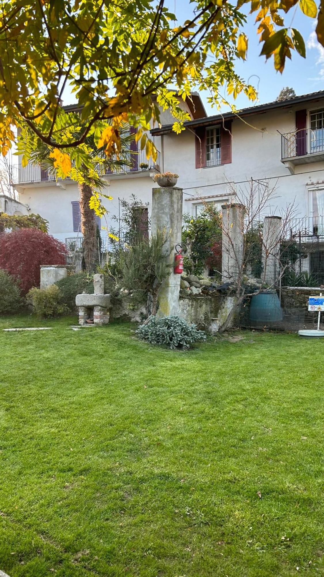 Hotel La Casa Di Pietro Cerrione Exterior foto