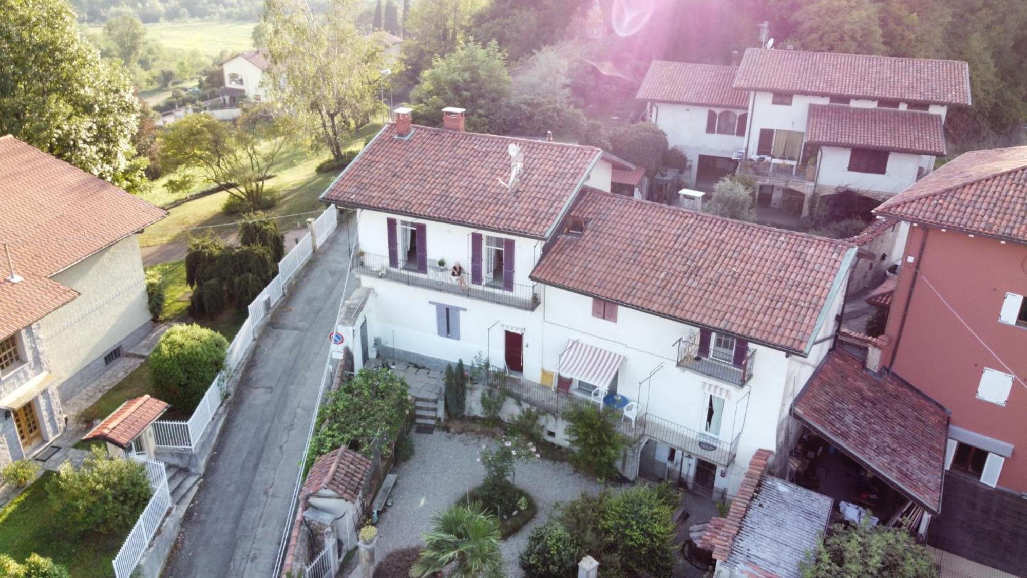 Hotel La Casa Di Pietro Cerrione Exterior foto